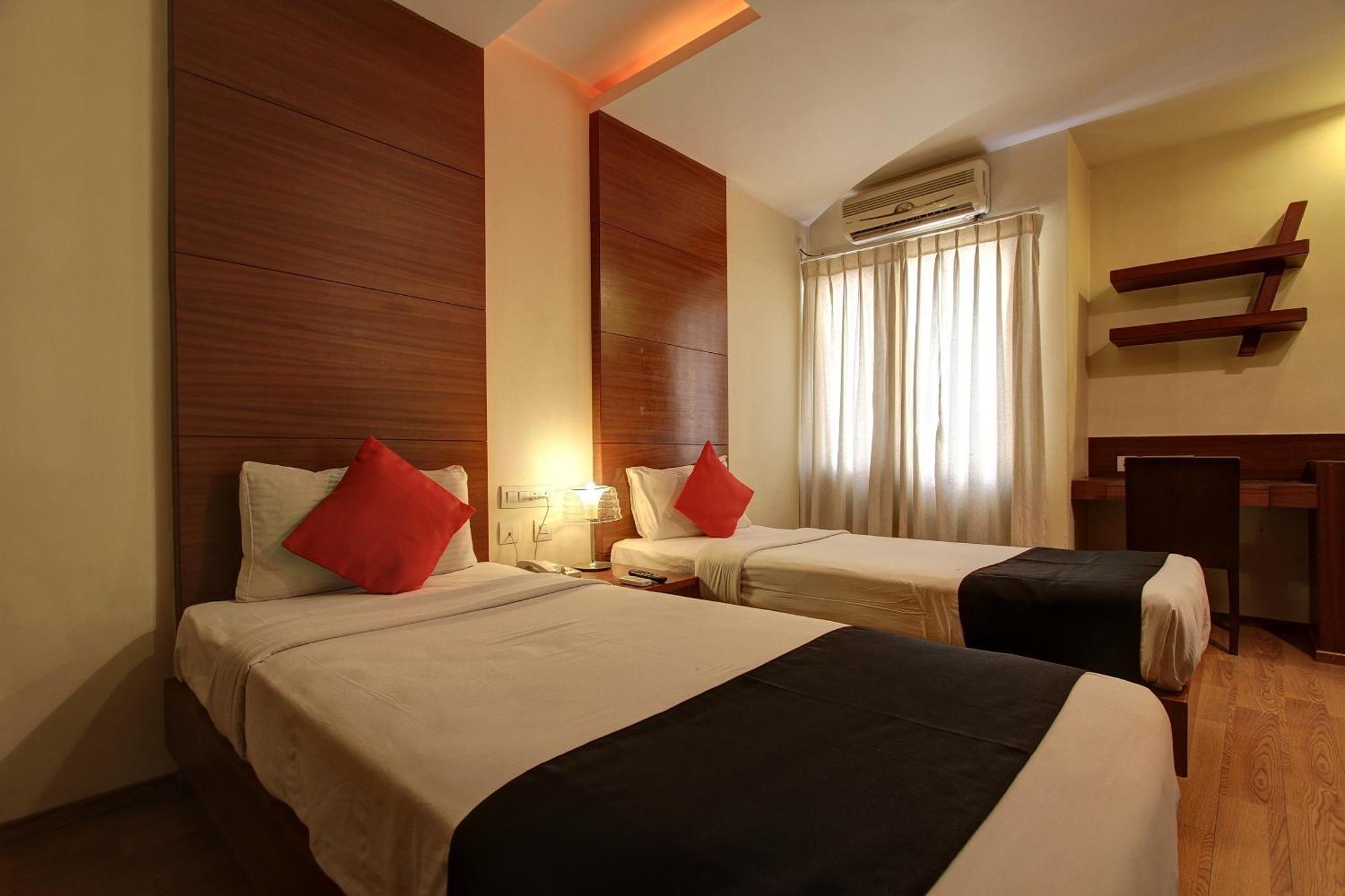 新德里 Townhouse Jp Residency Near Delhi Airport酒店 外观 照片